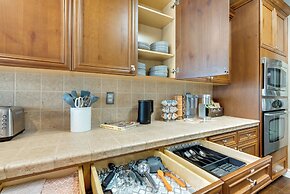 Clovis Retreat w/ Patio & Yard ~ 3 Mi to Old Town!