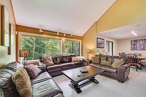 1 Mi to Loon Mountain: Lincoln Haven w/ Balcony