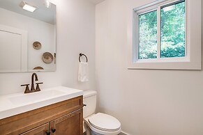 Modern Hiker's Haven w/ Dupont State Forest Views!