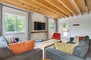 Modern Hiker's Haven w/ Dupont State Forest Views!