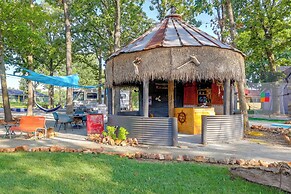 Private Hot Tub: Grove Cabin Near Grand Lake