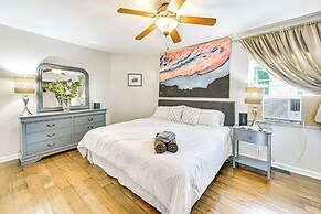 6 Mi to Dtwn: Dog-friendly Clarksville Home!