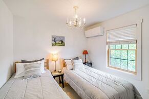 Lakefront Hinsdale Home ~ 10 Mi to Pittsfield!