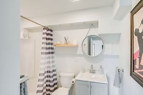 Lakefront Hinsdale Home ~ 10 Mi to Pittsfield!