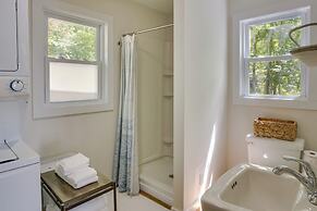 Center Hill Couples Retreat Cabin: Lake View, Deck