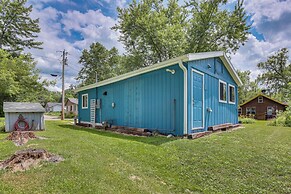 Cambridge Cabin - 3 Min Walk to Lake Ripley!
