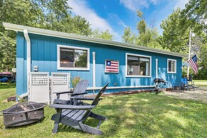 Cambridge Cabin - 3 Min Walk to Lake Ripley!