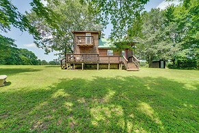 Picturesque Oklahoma Cabin on 80 Acres w/ Views!