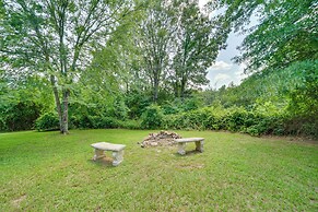 Picturesque Oklahoma Cabin on 80 Acres w/ Views!