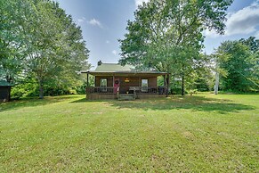 Picturesque Oklahoma Cabin on 80 Acres w/ Views!