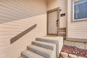 Music-themed Fountain Home w/ Fireplace & Yard!