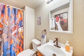 Music-themed Fountain Home w/ Fireplace & Yard!