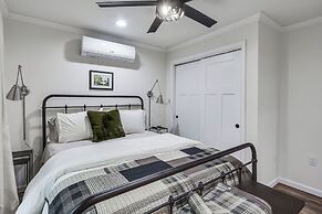 Treasure Lake Home w/ Deck: Walk to Bimini Lake!