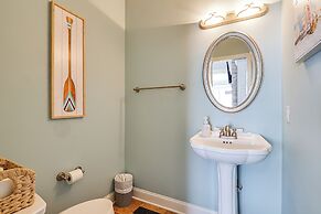 Waterfront Bliss: Wheeler Lake Retreat w/ Dock!