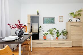 Apartment Business Center by Renters