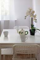 Apartment Business Center by Renters