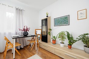 Apartment Business Center by Renters