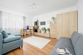 Apartment Business Center by Renters