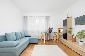 Apartment Business Center by Renters