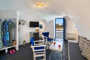 Blue Vice Imerovigli