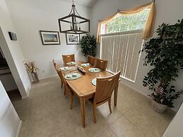 Julliard Villa 4 Bedroom Home by RedAwning