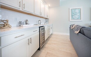 Phoenix Gulf Towers 706 2 Bedroom Condo