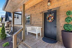 Abide 3 Bedroom Cabin by RedAwning