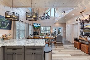 Abide 3 Bedroom Cabin by RedAwning