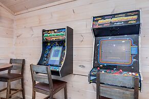 Abide 3 Bedroom Cabin by RedAwning