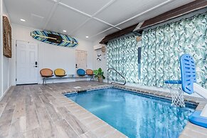 Abide 3 Bedroom Cabin by RedAwning