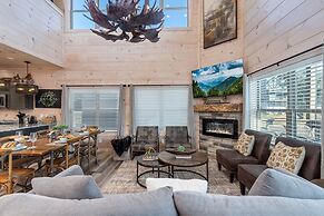 Abide 3 Bedroom Cabin by RedAwning