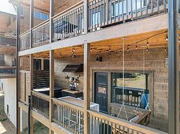 Abide 3 Bedroom Cabin by RedAwning