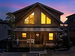 Abide 3 Bedroom Cabin by RedAwning