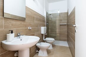 The Sea Outside Apartment 01