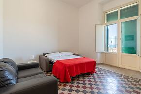 The Sea Outside Apartment 01