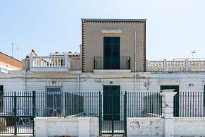 The Sea Outside Apartment 01