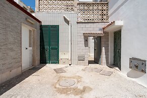 The Sea Outside Apartment 02 by Wonderful Italy