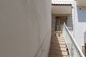 The Sea Outside Apartment 02 by Wonderful Italy