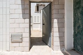 The Sea Outside Apartment 02 by Wonderful Italy