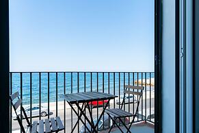 The Sea Outside Apartment 02 by Wonderful Italy