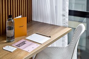 w Prestigious Loft in the Heart of Santa Barbara