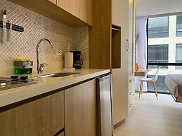 w Prestigious Loft in the Heart of Santa Barbara