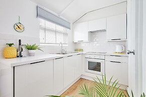 Host Stay Sunnyside Studio