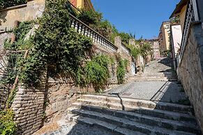 Rampa Brancaleone Charming Apartment With View