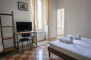 Rampa Brancaleone Charming Apartment With View