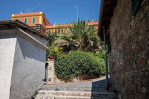 Rampa Brancaleone Charming Apartment With View