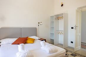 Rampa Brancaleone Charming Apartment With View