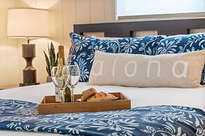 International Colony Club 16