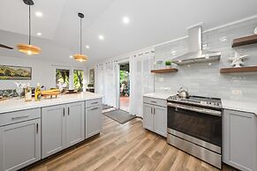 International Colony Club 16