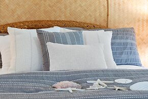 International Colony Club 18